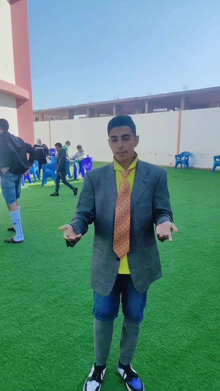 @MES_Seniors'24