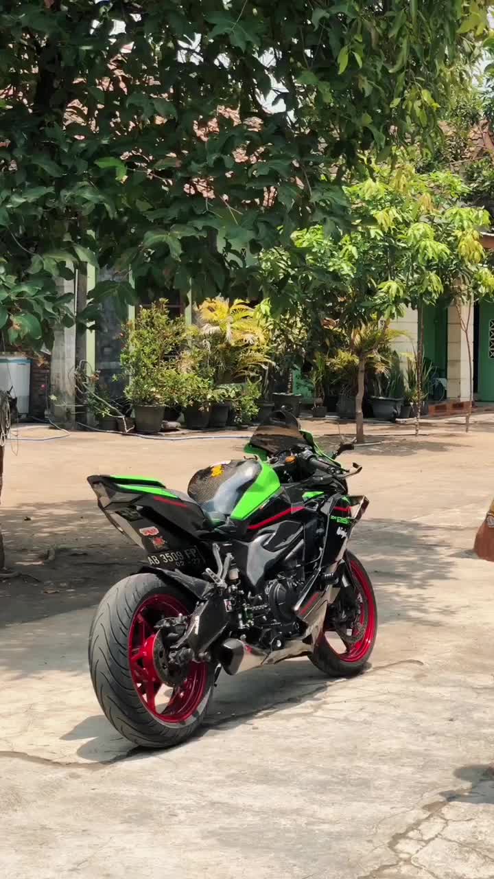 @R444F1