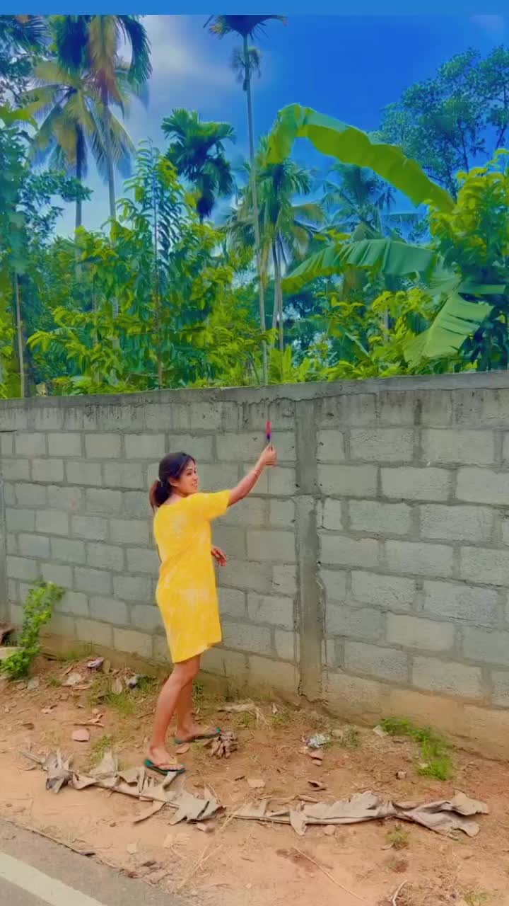 @சலனி 🌸🐝