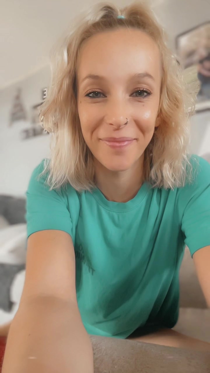 @SheBurps