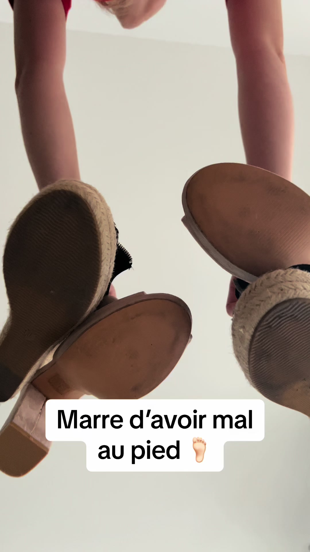 @Feetfoots.com