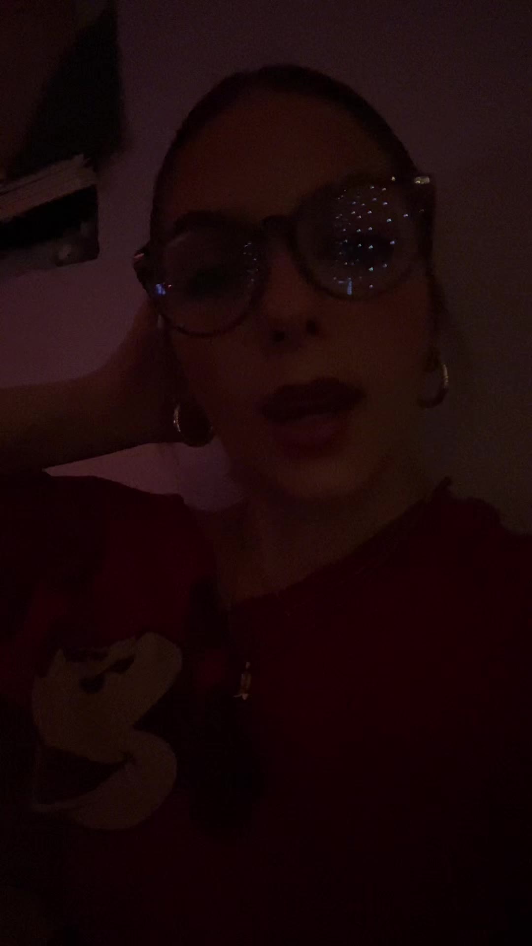 @Liv_2