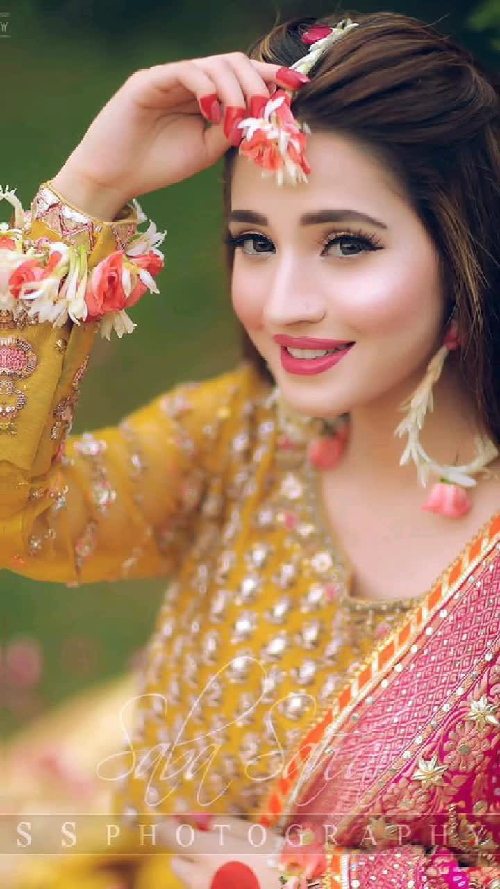@zoya khan