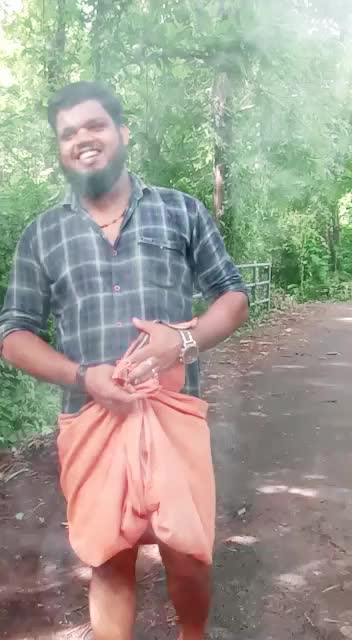 @S_H_A_R_0_N ചങ്ങാതി