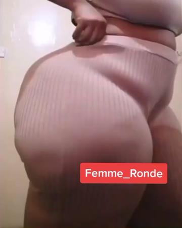@Femme_Ronde
