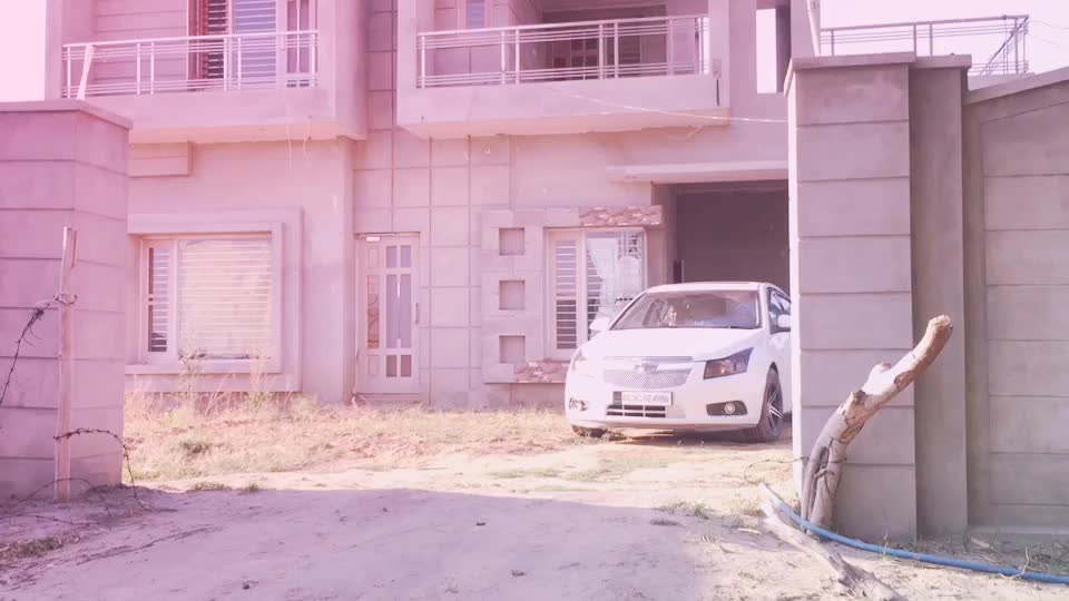 @lakhi khangura