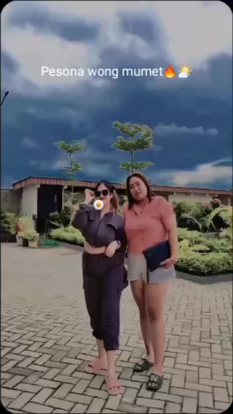 @nabilla trias