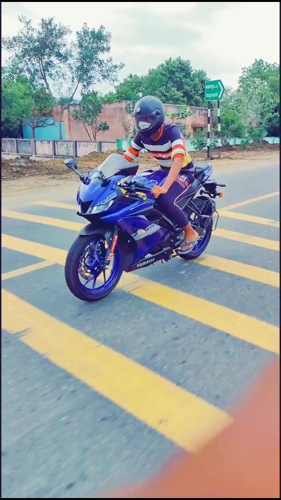 @c_l_s_s_y_b_o_y_0