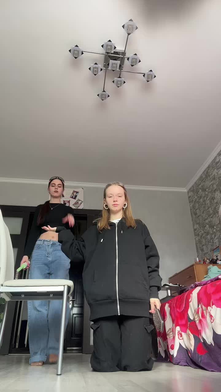 @lilillililililililililililili