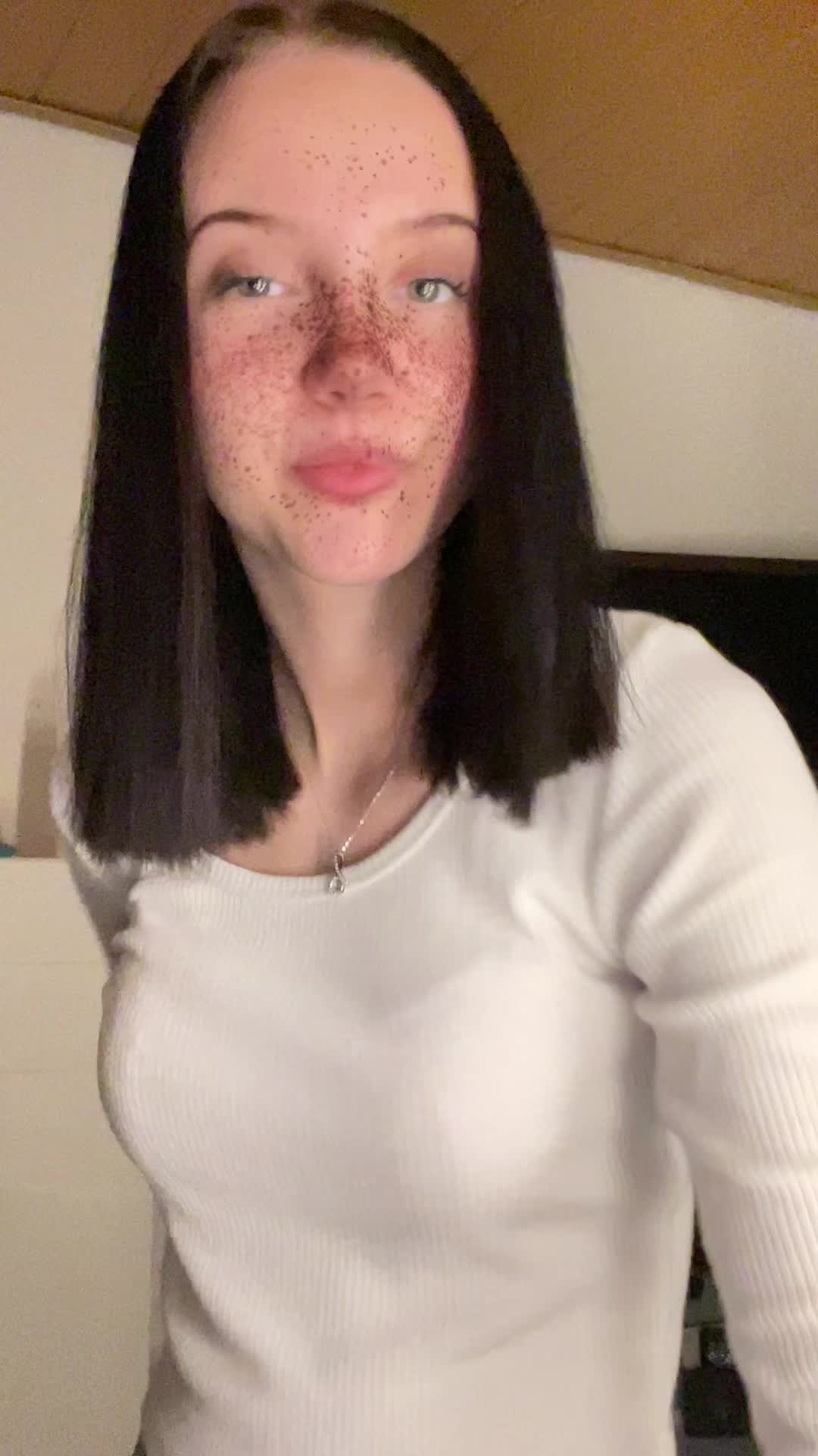 @Emily🌹