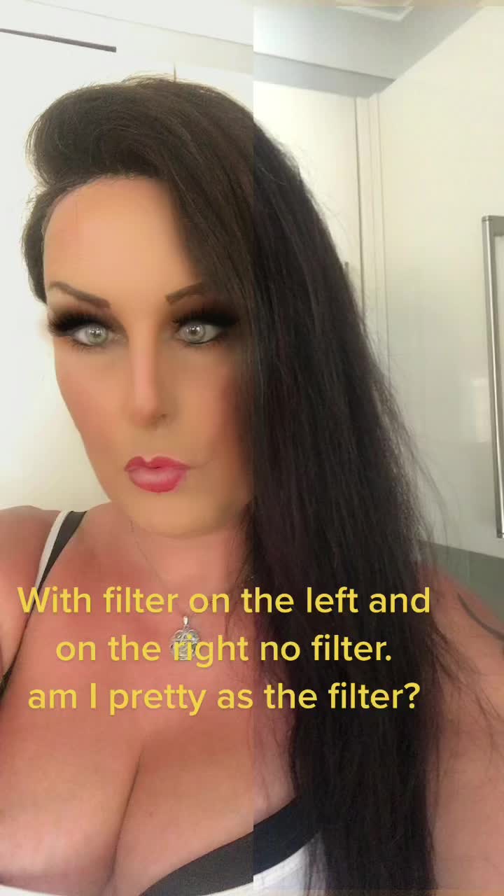 @saskiabright