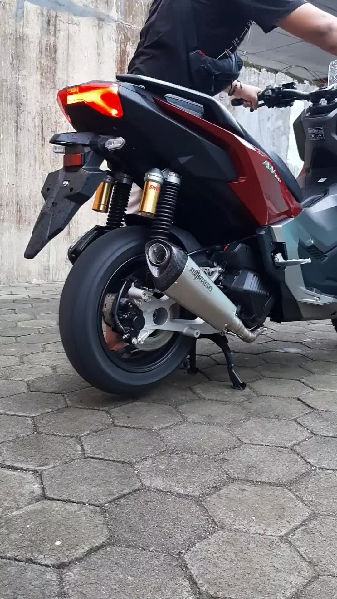 @red mufflers