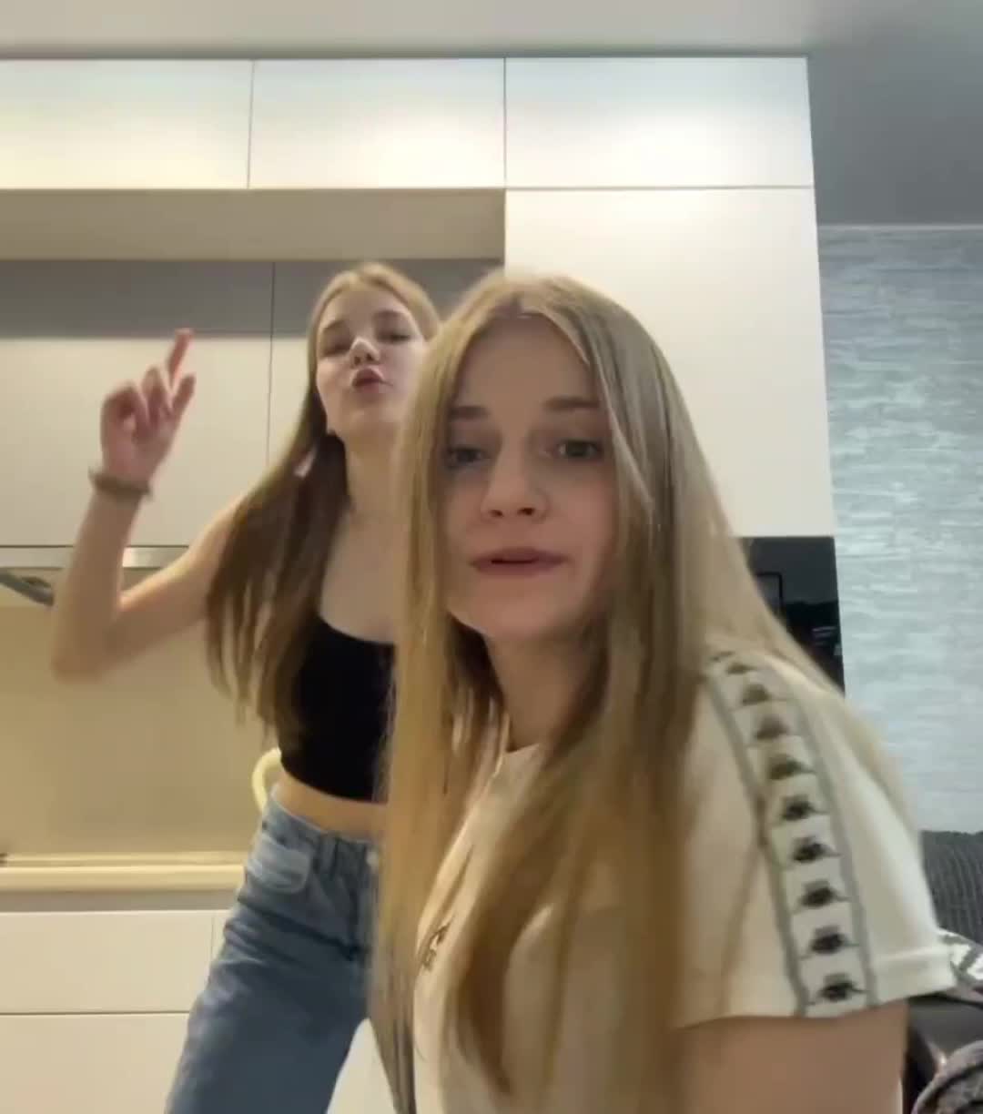 @lisa