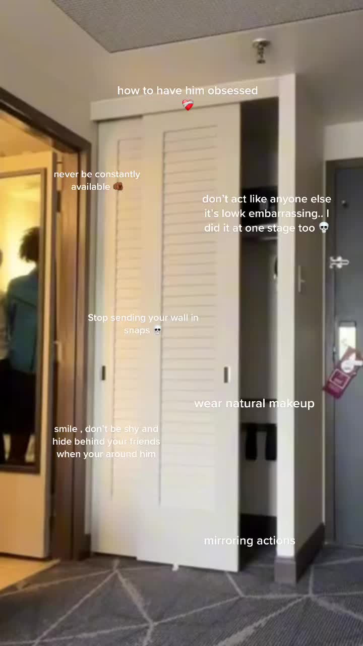 @user 🧎🏾&zwj;♀️