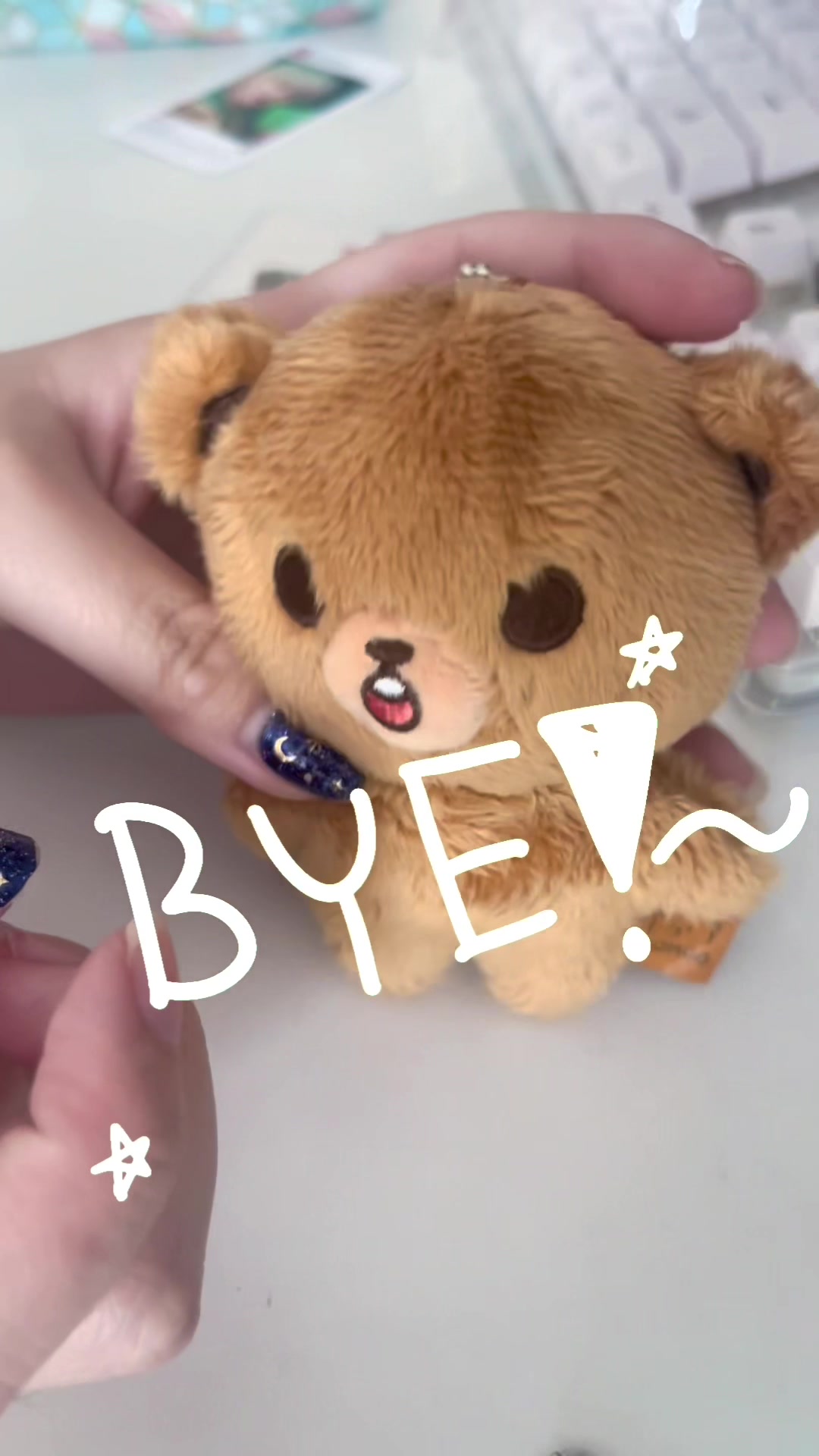 @✰