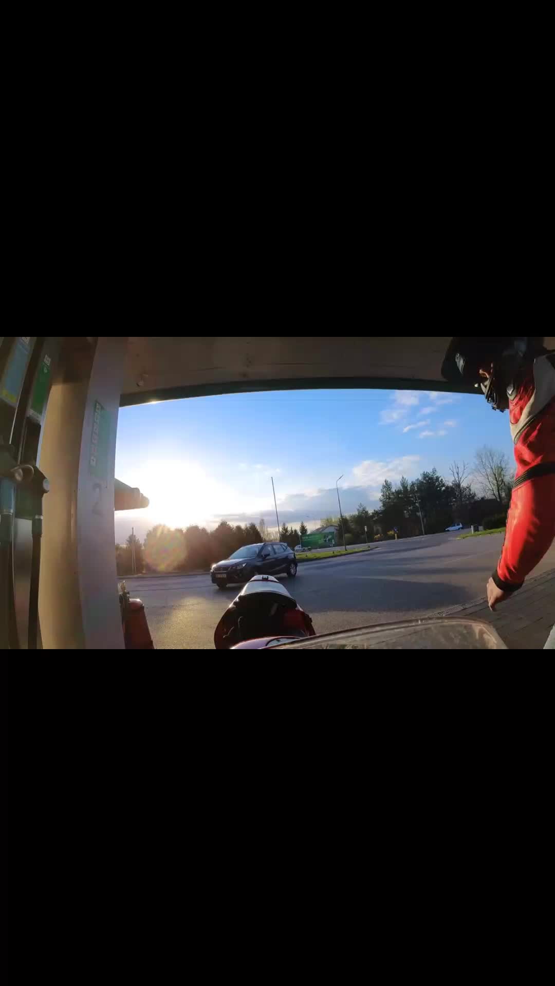 @Radek 🏍️