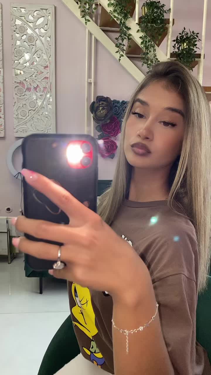 @vaancyy
