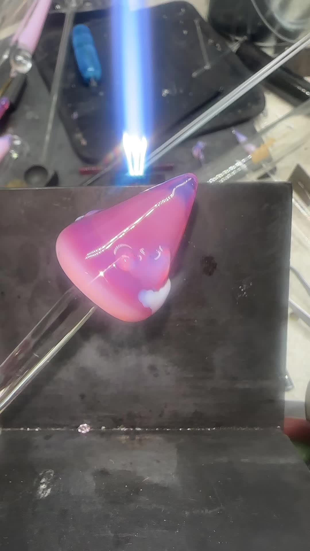 @Instagram @glass_goddess_