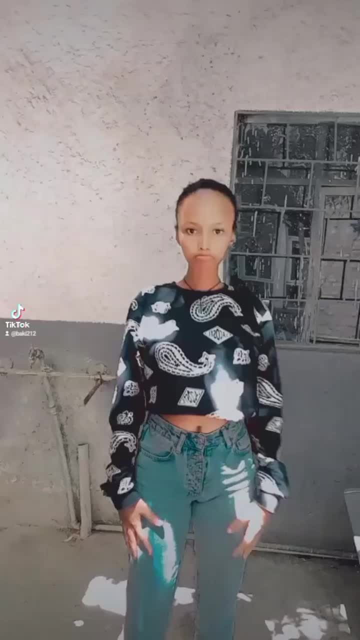 @Kanza1221