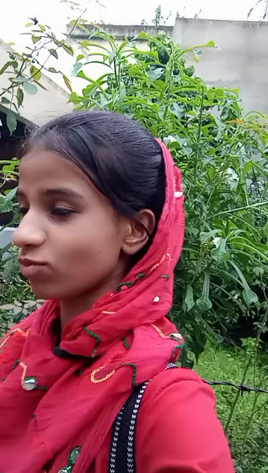 @04 aliyakhan04
