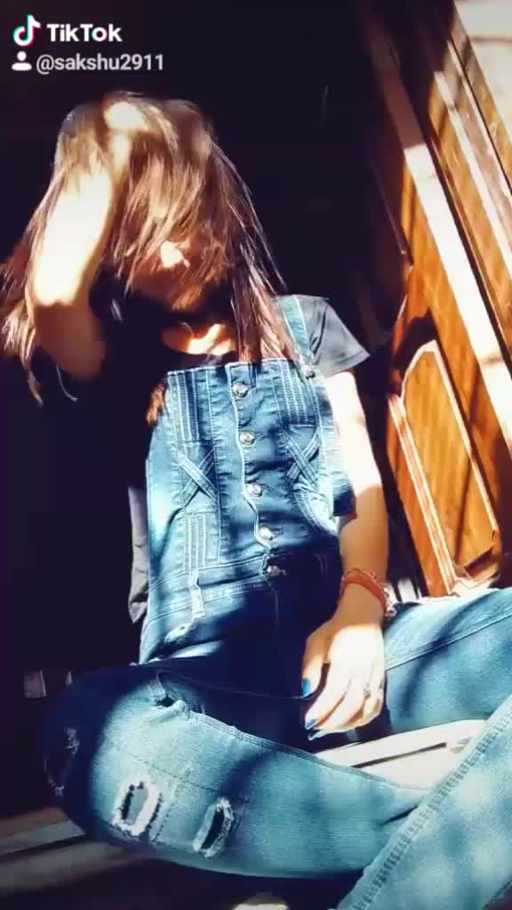 @aish_1210