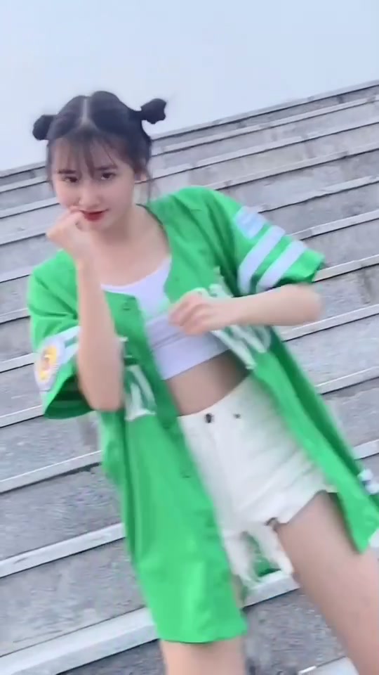 @Vũ Thị Khánh Huyền