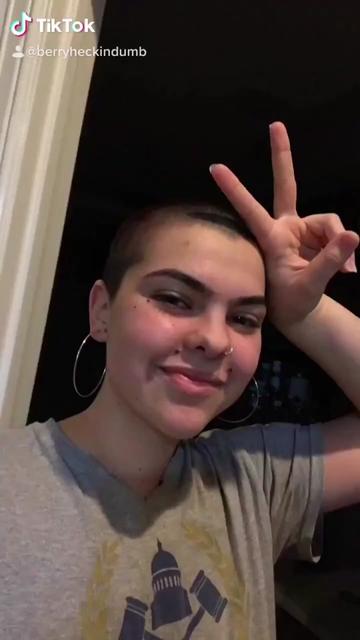@pop punk princess 🤠