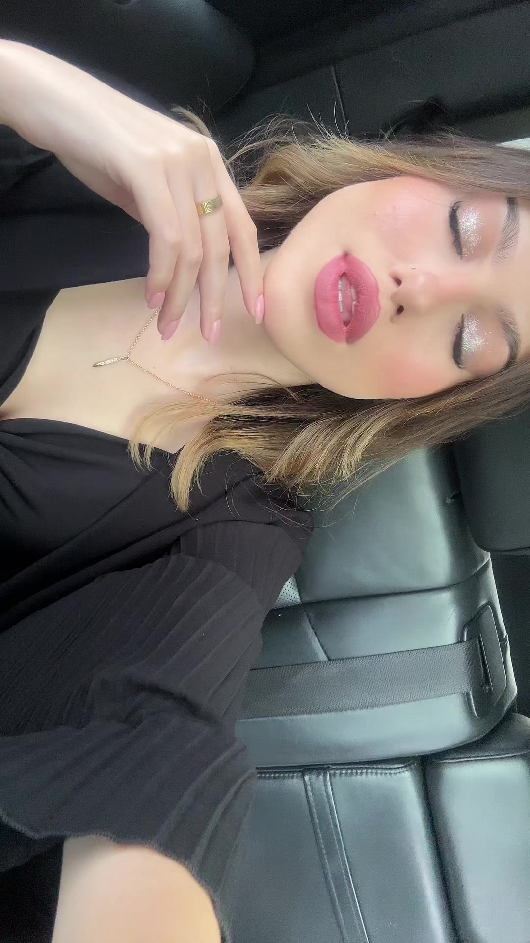 @M