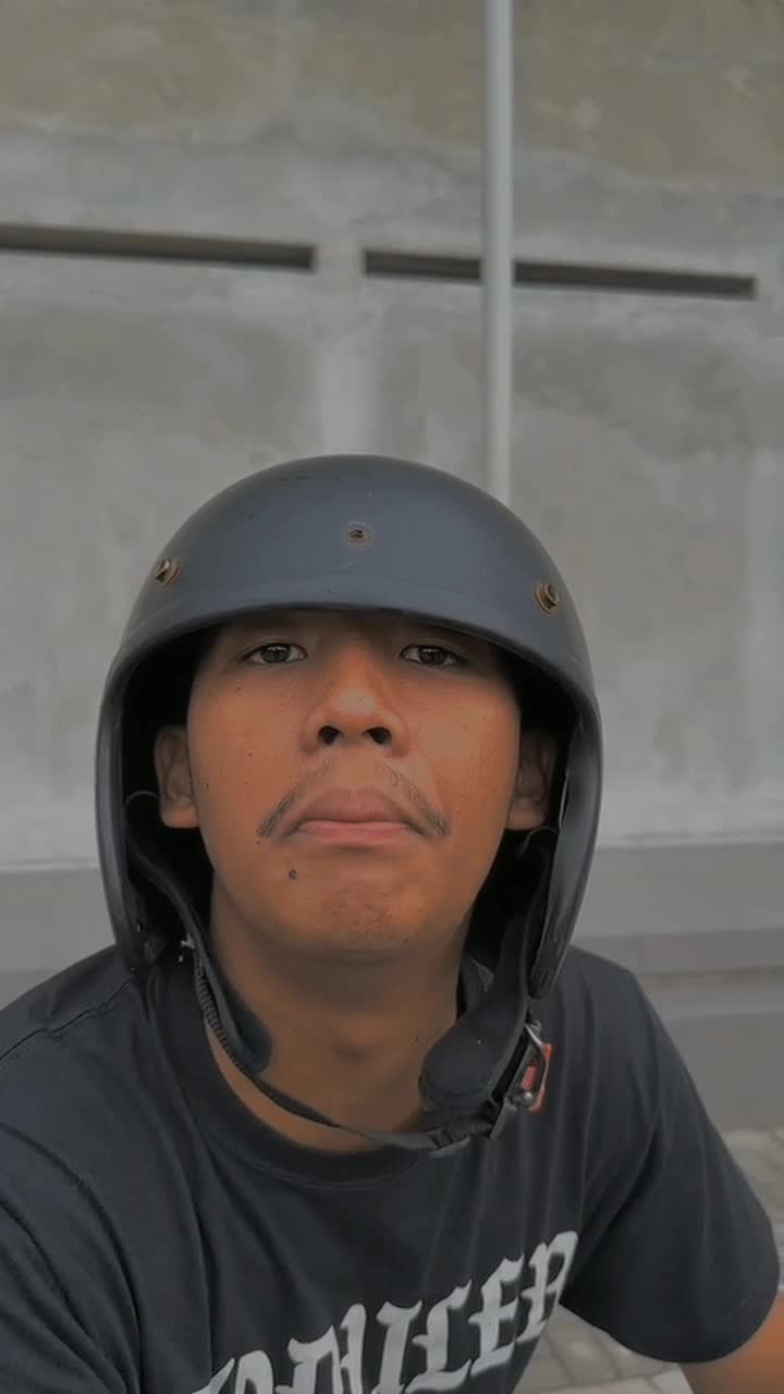 @Boysdontcry,boysliketofly