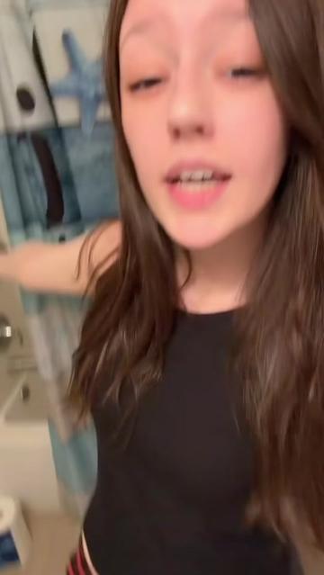 @Alexa Paige<3