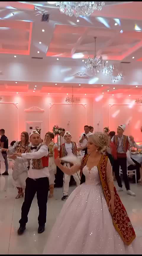 @Blerina hanoli -(2000),