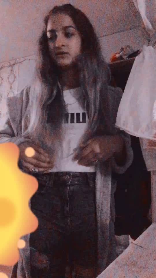 @Larisa Colompar