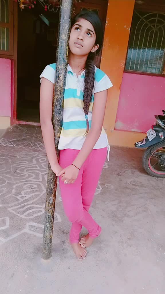 @Qùéèñ_öf_hêłł