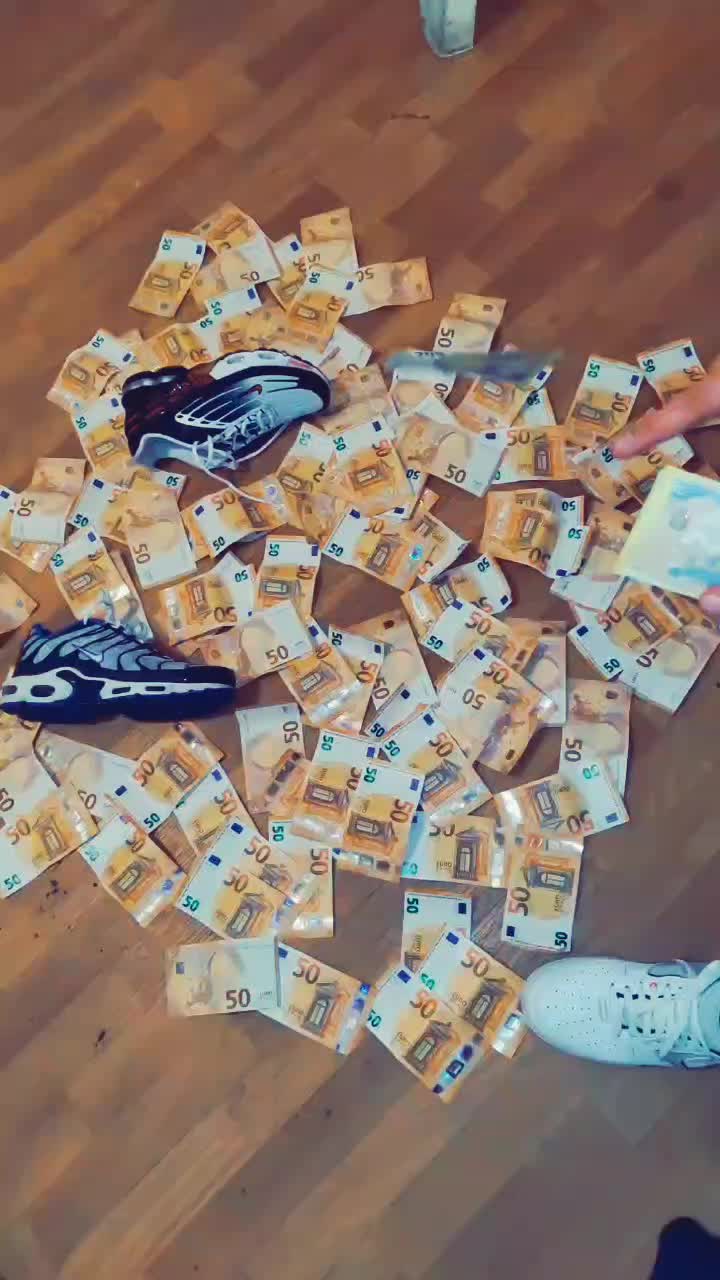 @Ach Ref Tótô Rìıną
