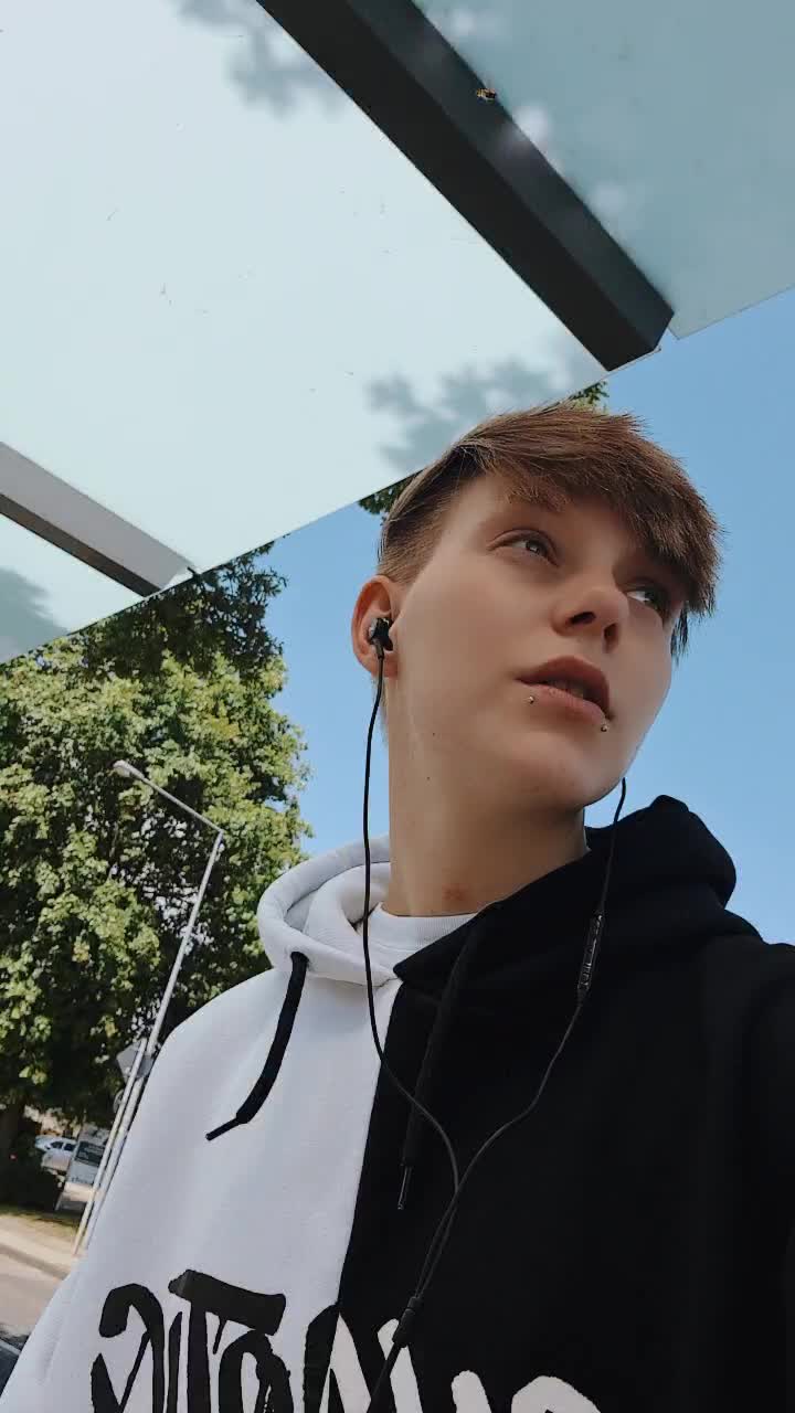 @♡ 𝔍𝔢𝔰𝔰𝔦𝔢 ♡