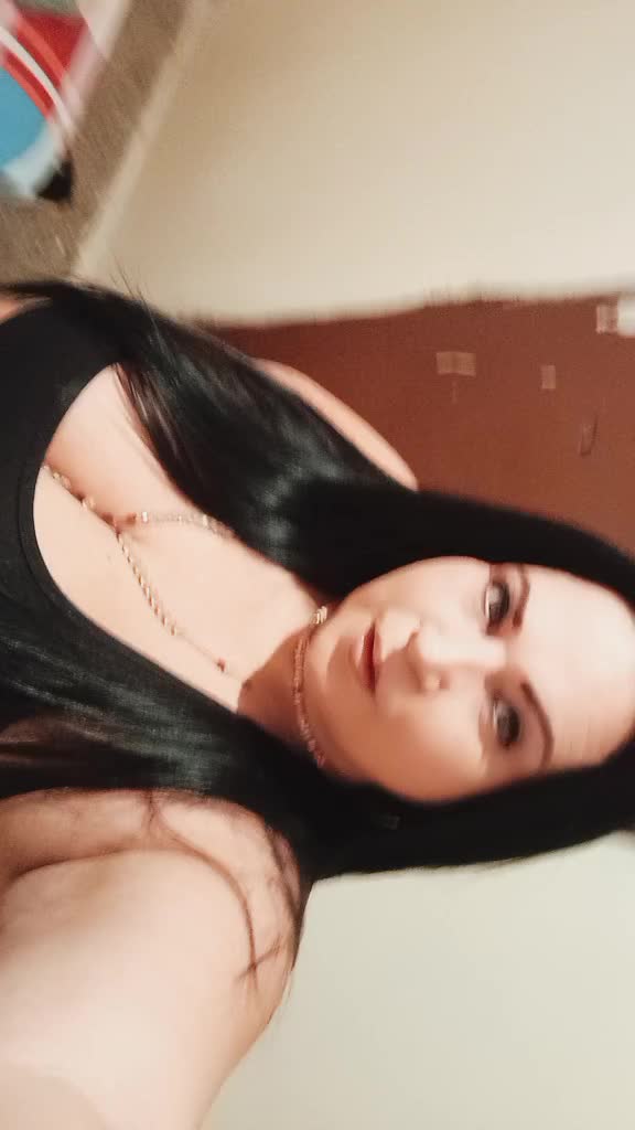 @gabymcbo05