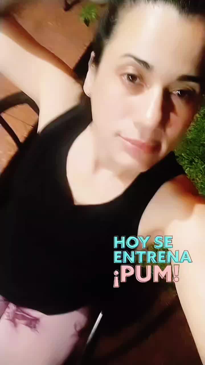 @Gabriela Godoy75