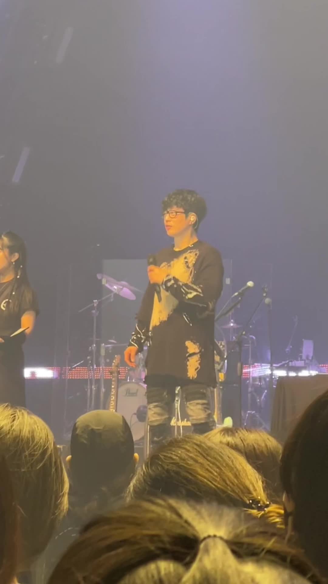 @🎤하현우 영업대장