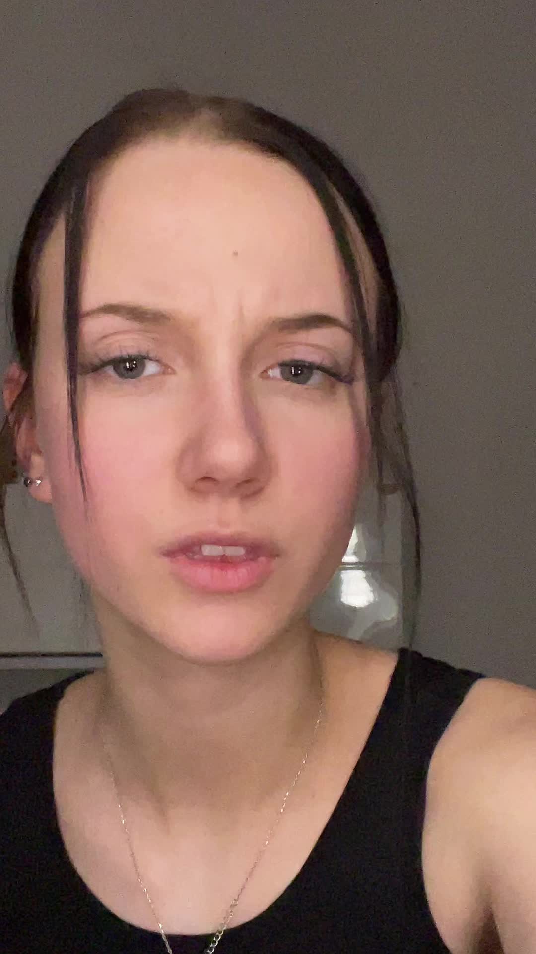 @Emily🌹