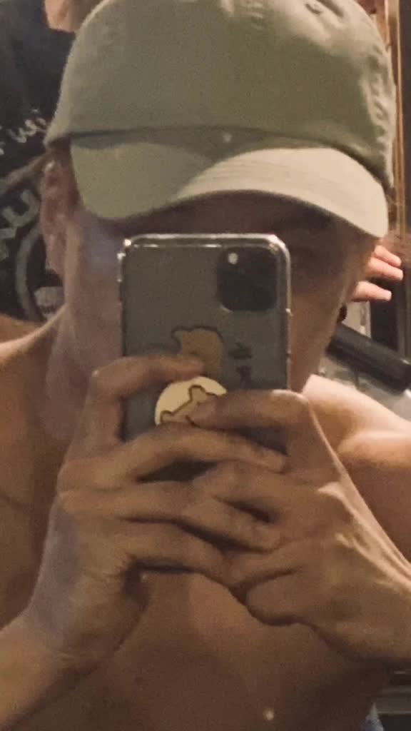 @kmjng__
