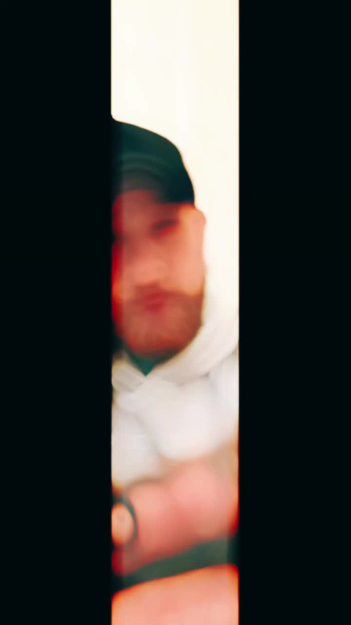 @S.