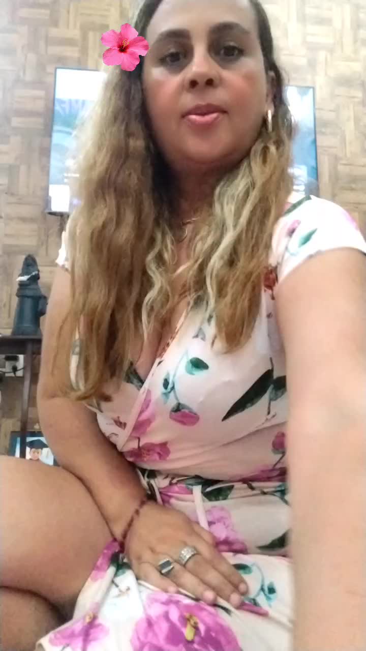 @Adriana Gaytan Amor