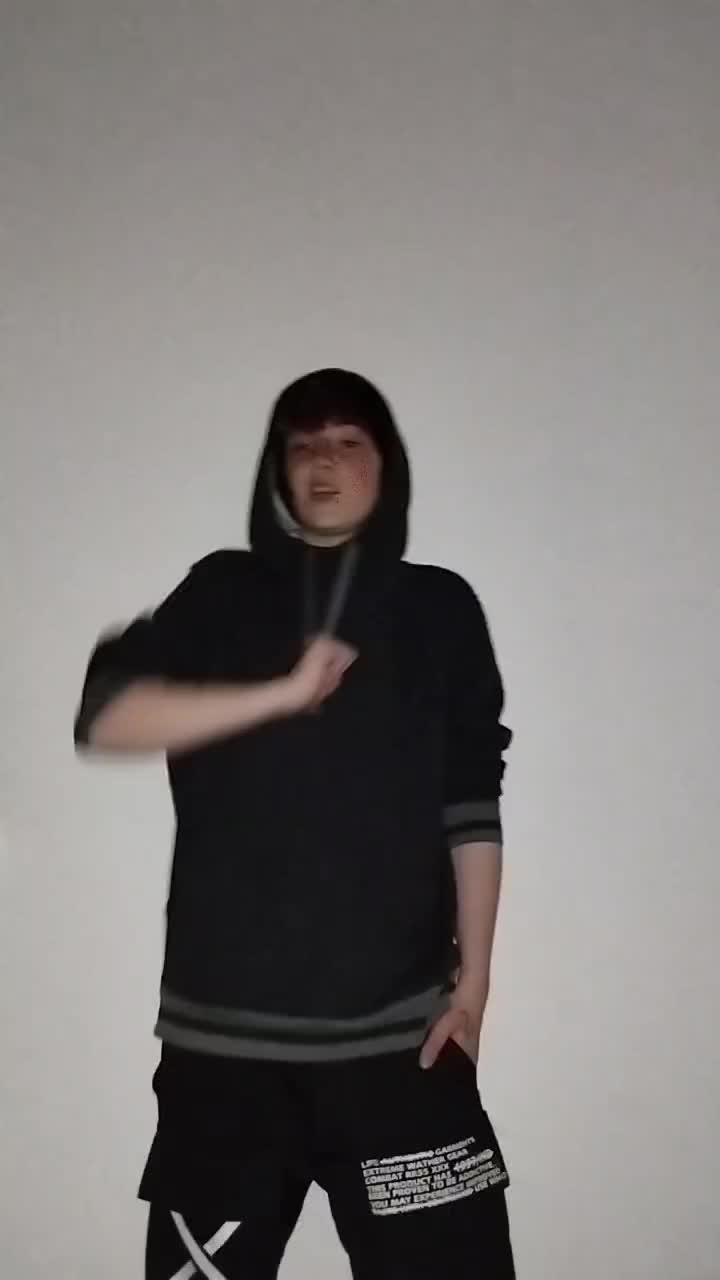 @Julian🫂