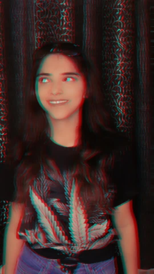 @Yutika Kudtarkar👑