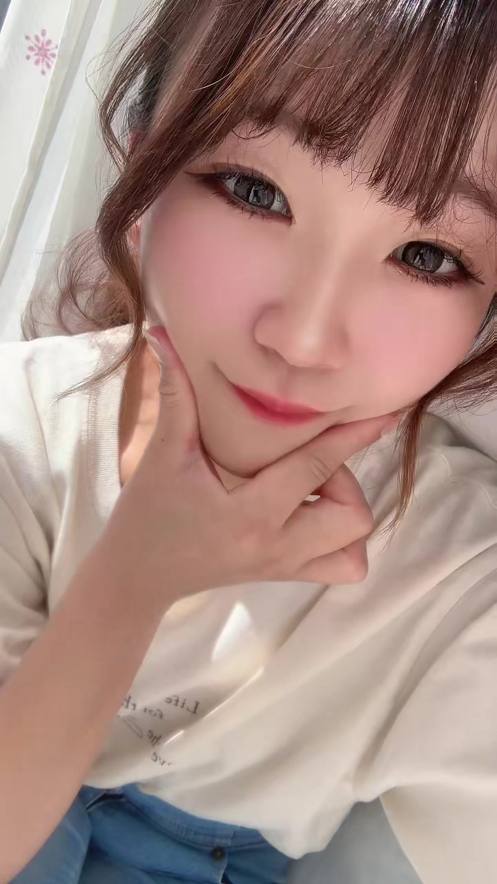 @まゆちーず