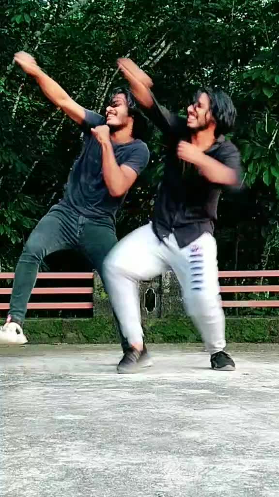 @Praveen Pradeep