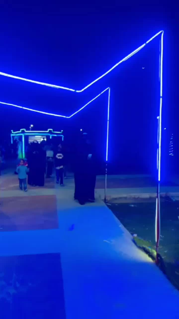 @عزيزة