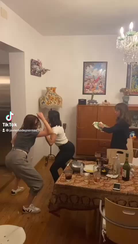 @Ana Varana