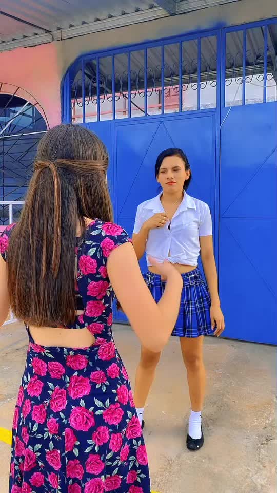 @Vanessa Flores6901