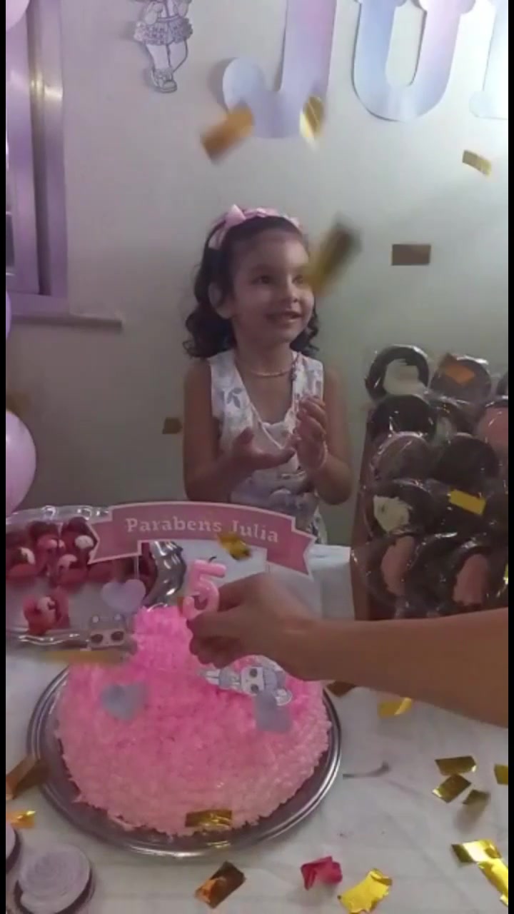 @Thatta Araujo